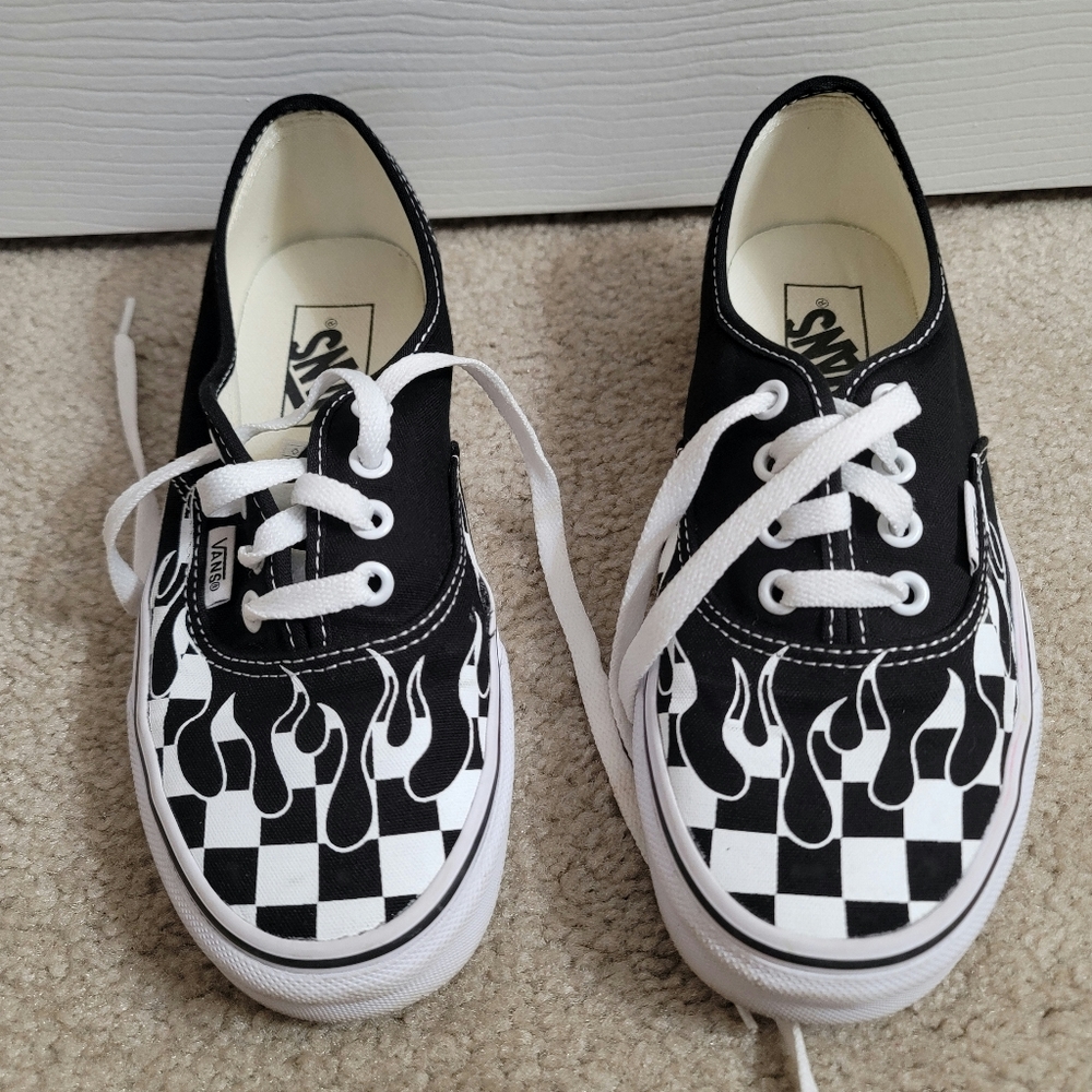 Women’s Van's lace up shoes